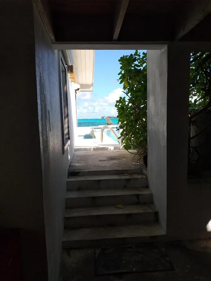 Beach House Hostel Nassau